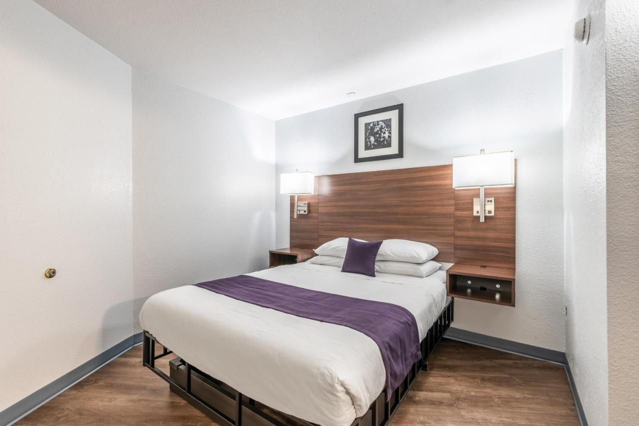 Americas Best Value Inn Searcy Bagian luar foto